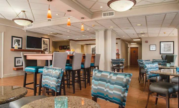 Hampton Inn Джоплин Екстериор снимка