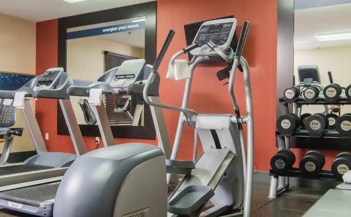Hampton Inn Джоплин Екстериор снимка